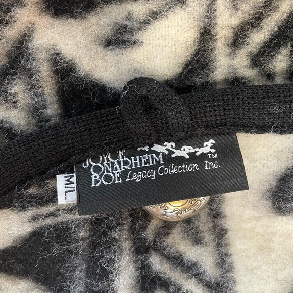 JOYCE ONARHEIM BOE Legacy Collection “Bear” Wool Tribal Pattern Blanket Jacket! - Picture 11 of 12